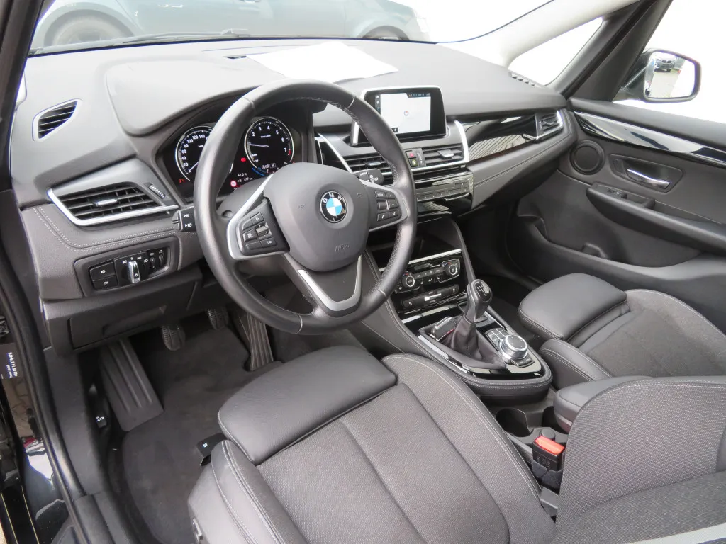 BMW 216 GRAN TOURER I SPORT LINE*NAVI*UPE 39.390¤ Image 4