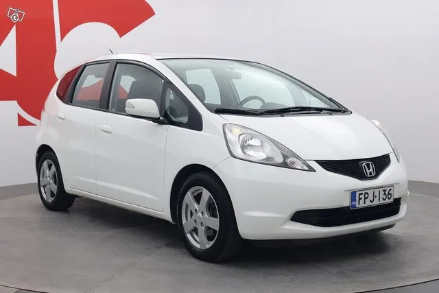 Honda Jazz 5D 1,4i Comfort i-Shift - / Lohkolämmitin / Vetokoukku / Ilmastointi / Image 7