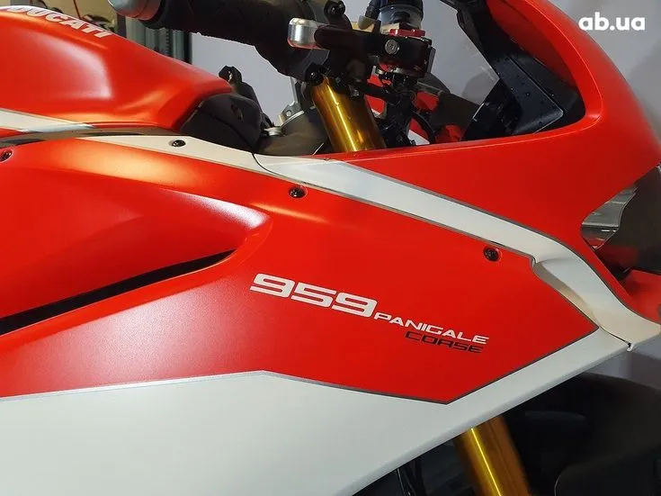 Ducati 959 Image 2