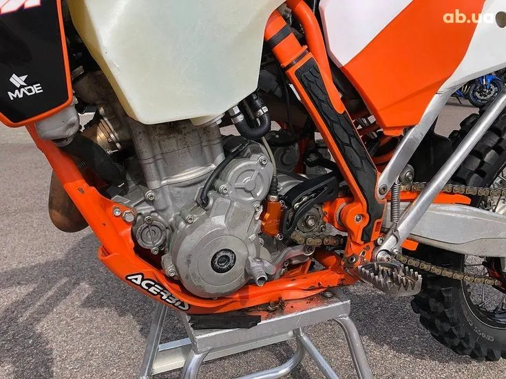 KTM 250 Image 8